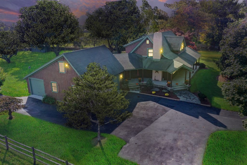 156 Touisset Road Warren, RI 02885 - Photo 1 of 47 Gallery Image 1