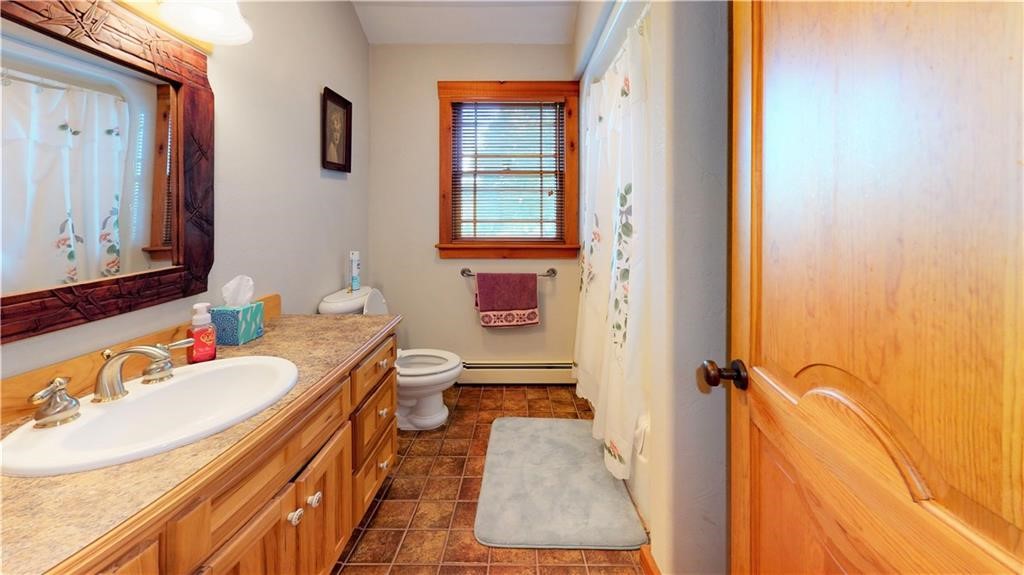156 Touisset Road Warren, RI 02885 - Photo 13 of 47 Gallery Image 13