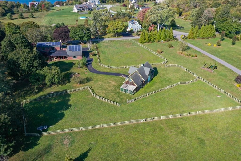 156 Touisset Road Warren, RI 02885 - Photo 39 of 47 Gallery Image 39