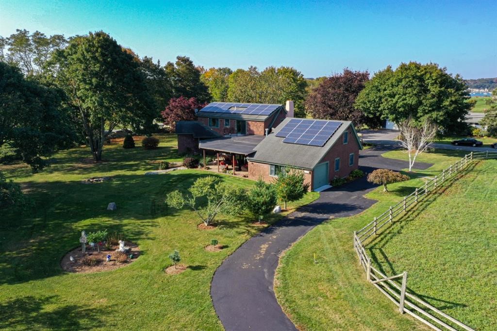 156 Touisset Road Warren, RI 02885 - Photo 42 of 47 Gallery Image 42