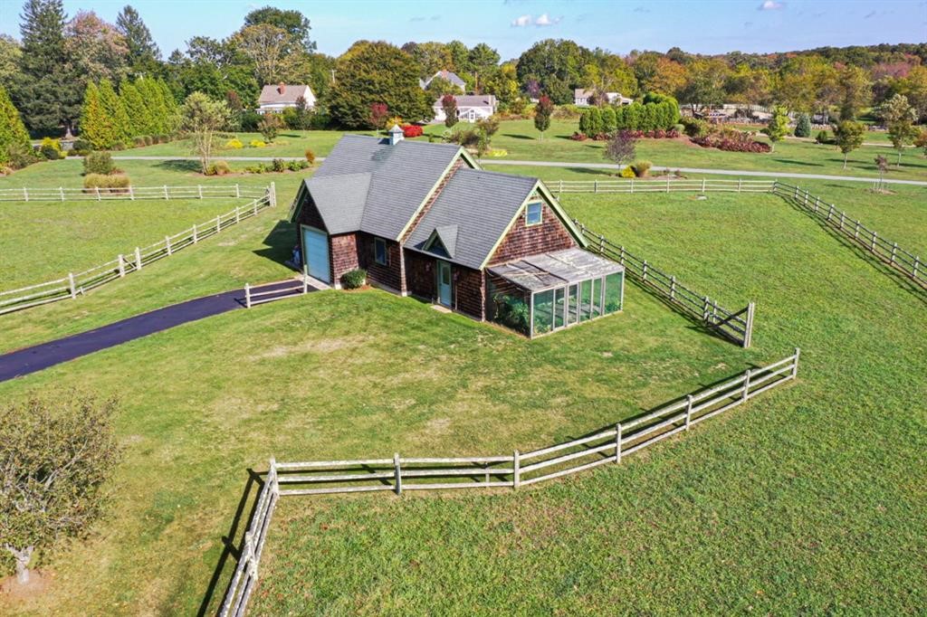 156 Touisset Road Warren, RI 02885 - Photo 45 of 47 Gallery Image 45