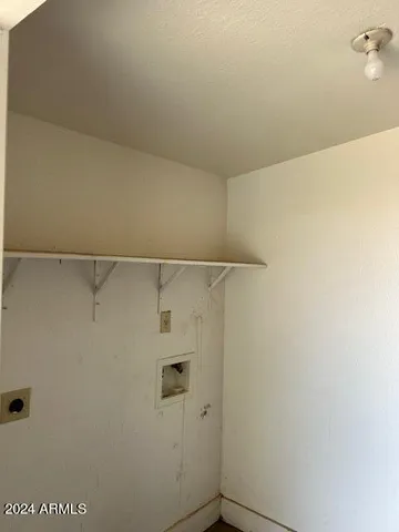 $1,300 | 918 North Stapley Drive, Unit 1, Mesa, AZ 85203