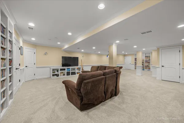 $2,100,000 | 434 West Benton Avenue, Naperville, IL 60540