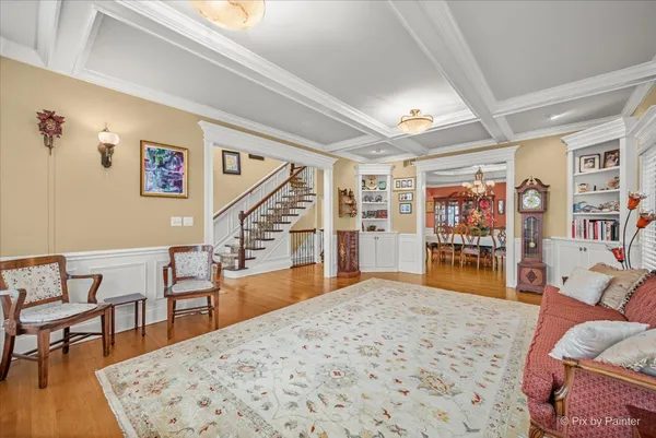 $2,100,000 | 434 West Benton Avenue, Naperville, IL 60540