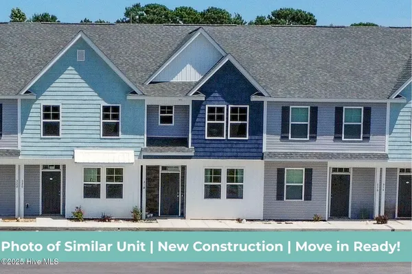 $274,900 | 208 Sandy Cv Lane, Sneads Ferry, NC 28460