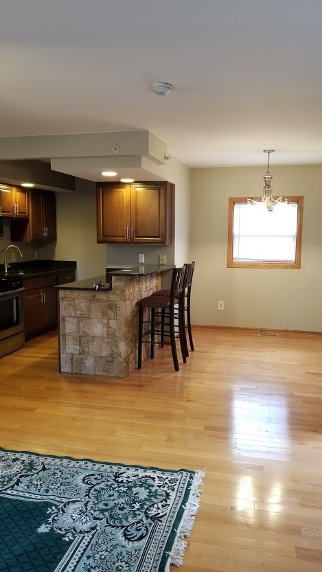 8845 West 75th Street Justice, IL 60458 - Photo 4 of 15