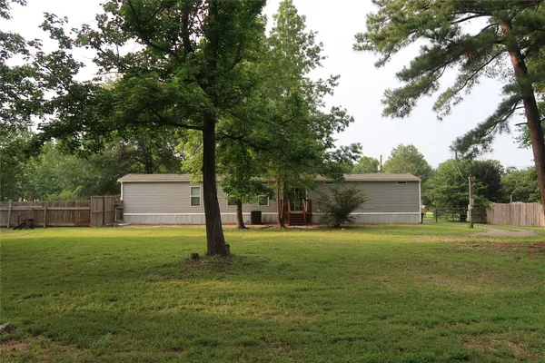 $1,500 | 16338 Crockett Bend Drive, Conroe, TX 77303