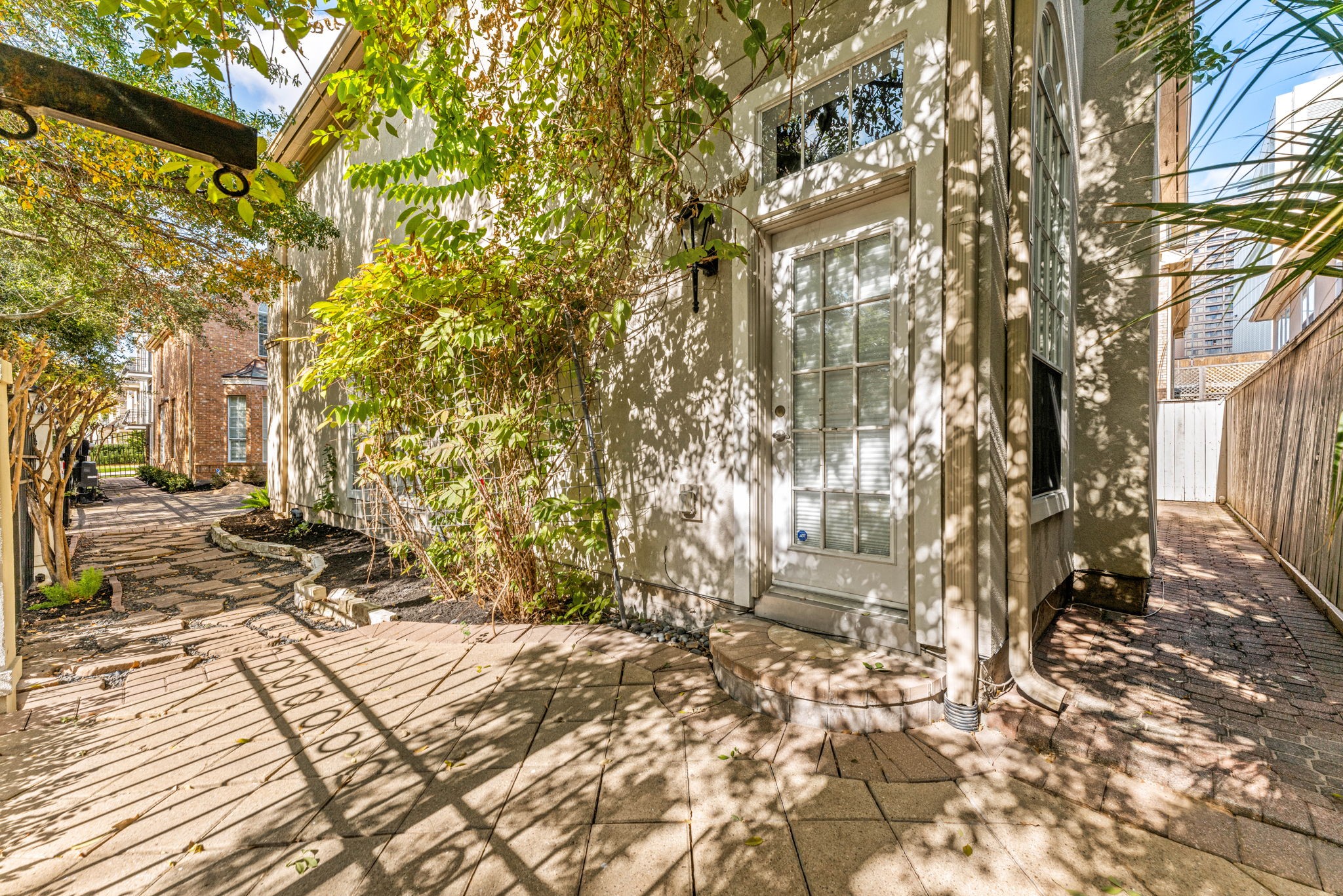 5318 Fayette Street Houston, TX 77056 - Photo 31 of 35 a view of entrance gate of a house