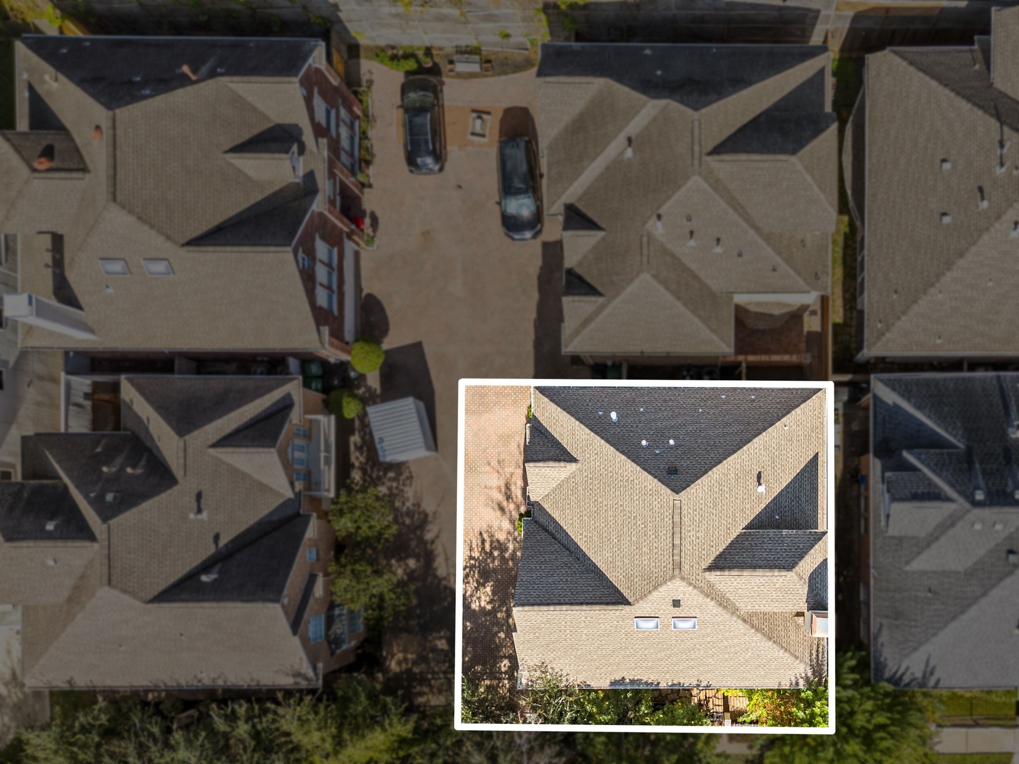 5318 Fayette Street Houston, TX 77056 - Photo 34 of 35 an aerial view of a house with backyard