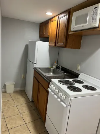 $1,495 | 1397-1399 State Street, Unit B2, New Haven, CT 06511