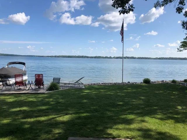 $4,500,000 | 22558 Senns Beach Drive, Detroit Lakes, MN 56501