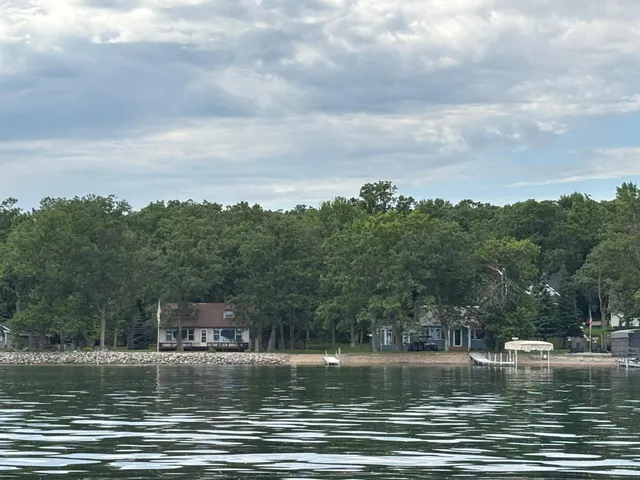 $4,500,000 | 22558 Senns Beach Drive, Detroit Lakes, MN 56501