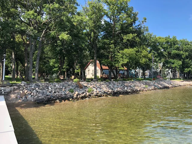 $4,500,000 | 22558 Senns Beach Drive, Detroit Lakes, MN 56501