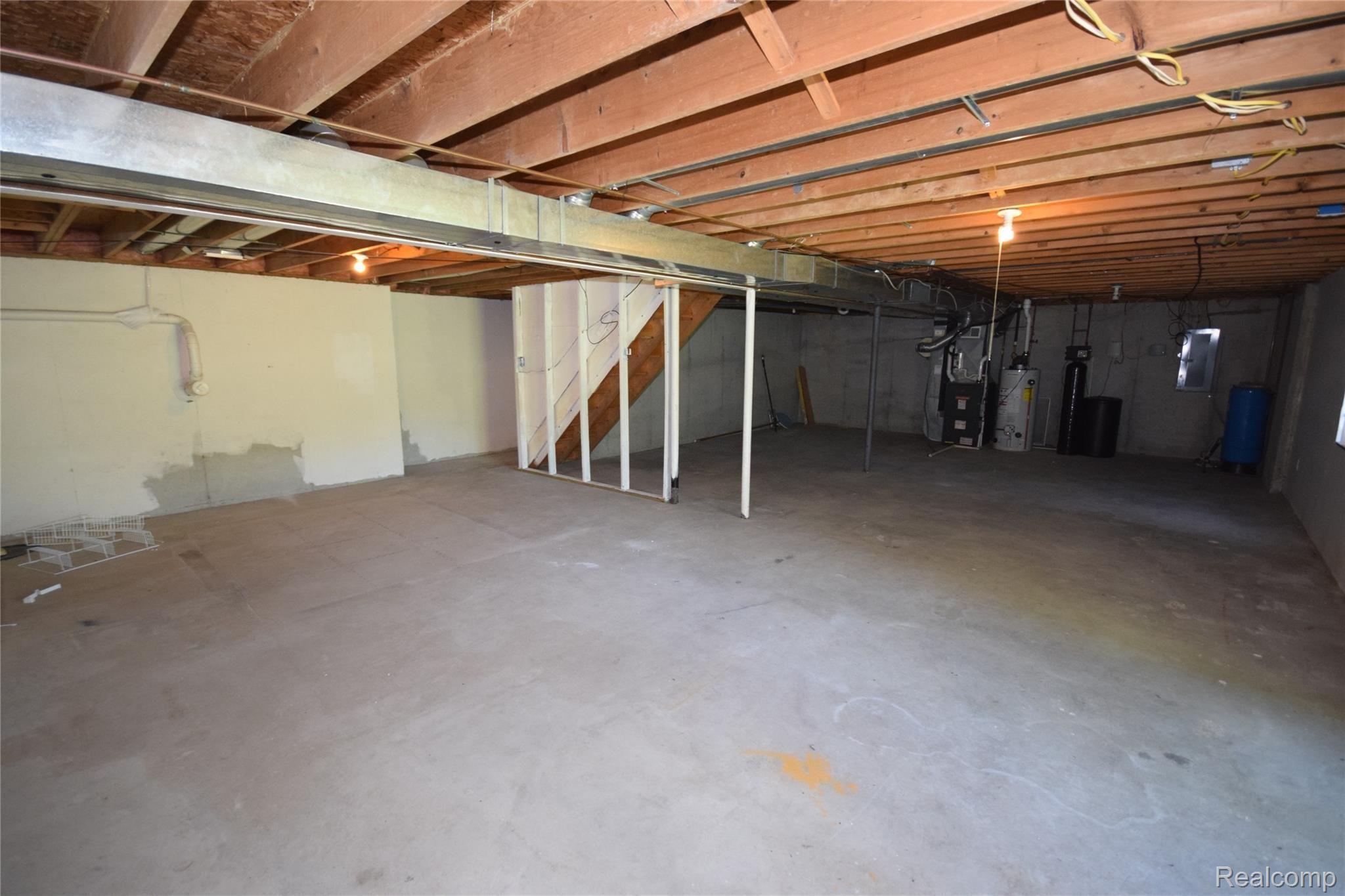 5295 Granger Road Oxford, MI 48371 - Photo 16 of 19 DSC_0026.JPG
