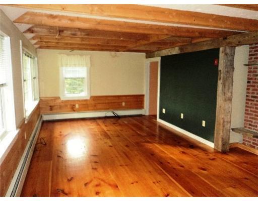 22 Spinney Mill Road Arrowsic, ME 04530 - Photo 6 of 12 Living Room.