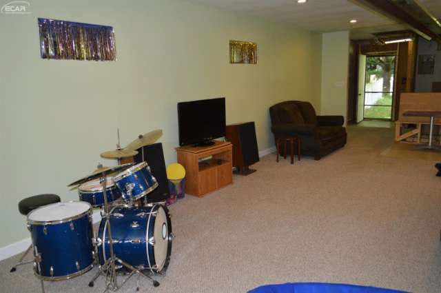 12174 Green Road Goodrich, MI 48438 - Photo 47 of 48 21190746-48.JPG