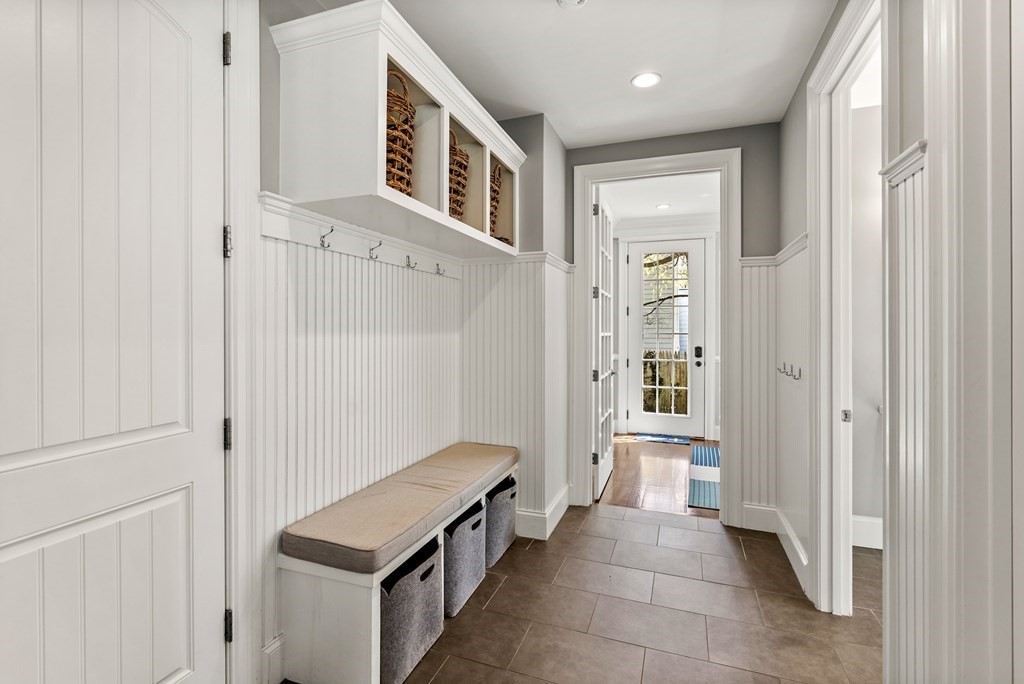 37 Leewood Road Wellesley, MA 02482 - Photo 15 of 34