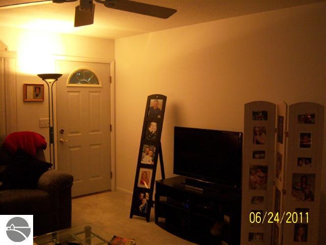 4904 Tyler Road Southeast Kalkaska, MI 49646 - Photo 17 of 24 1728206-16.JPG