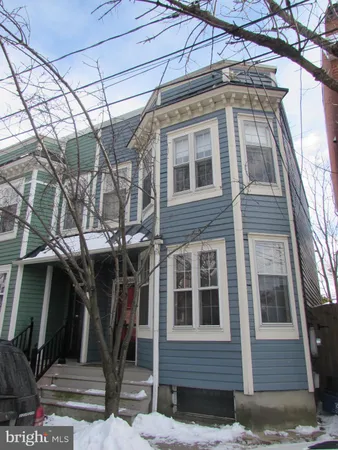 $3,750 | 112 Commerce Street, Alexandria, VA 22314