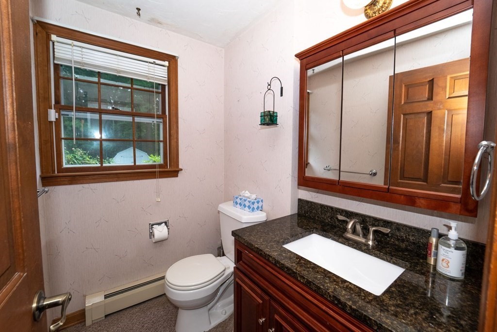 6 Hallick Road Plymouth, MA 02360 - Photo 9 of 25 Gallery Image 9
