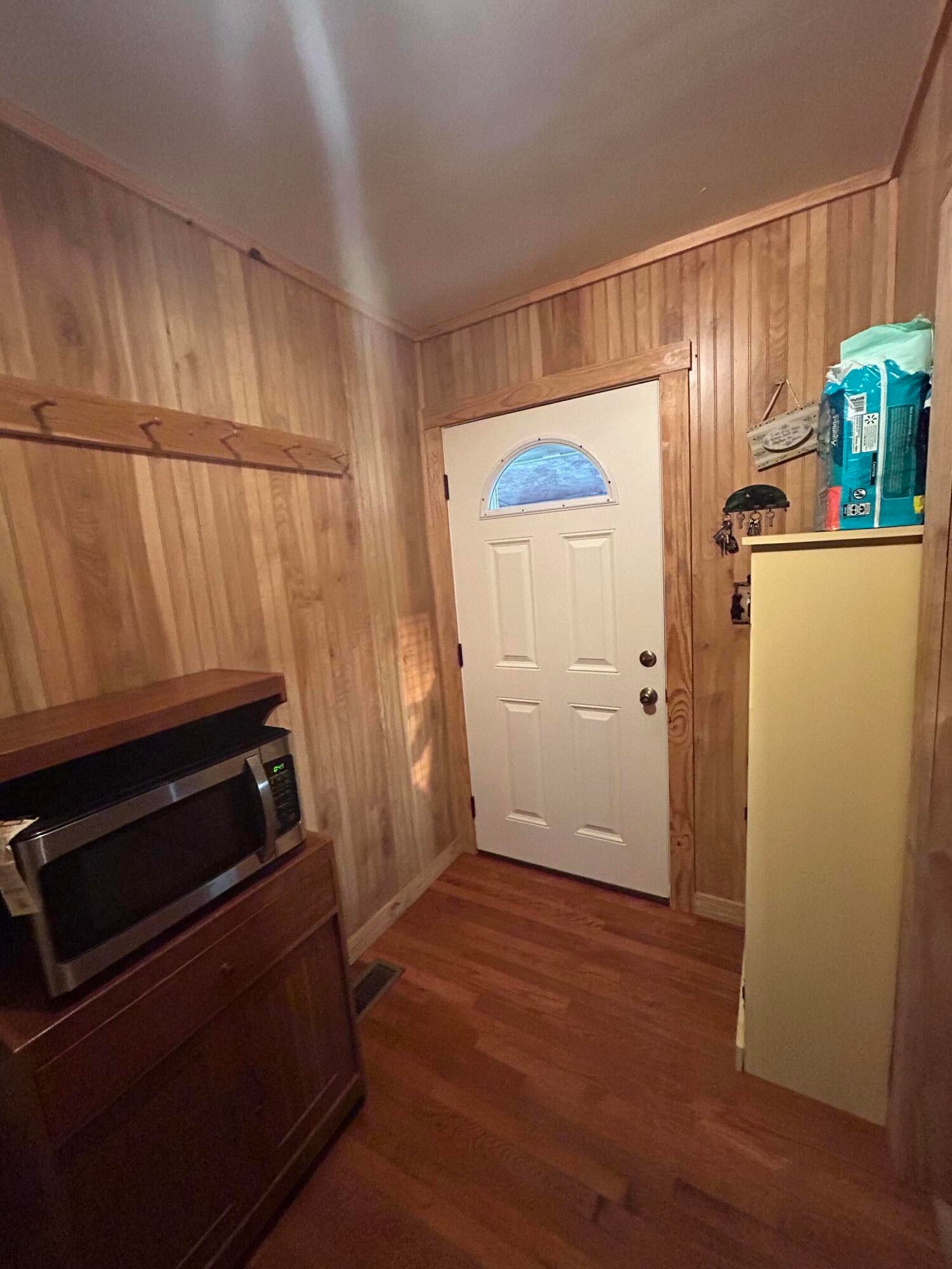 1983 Adair Road Peterstown, WV 24963 - Photo 20 of 87 Gallery Image 20