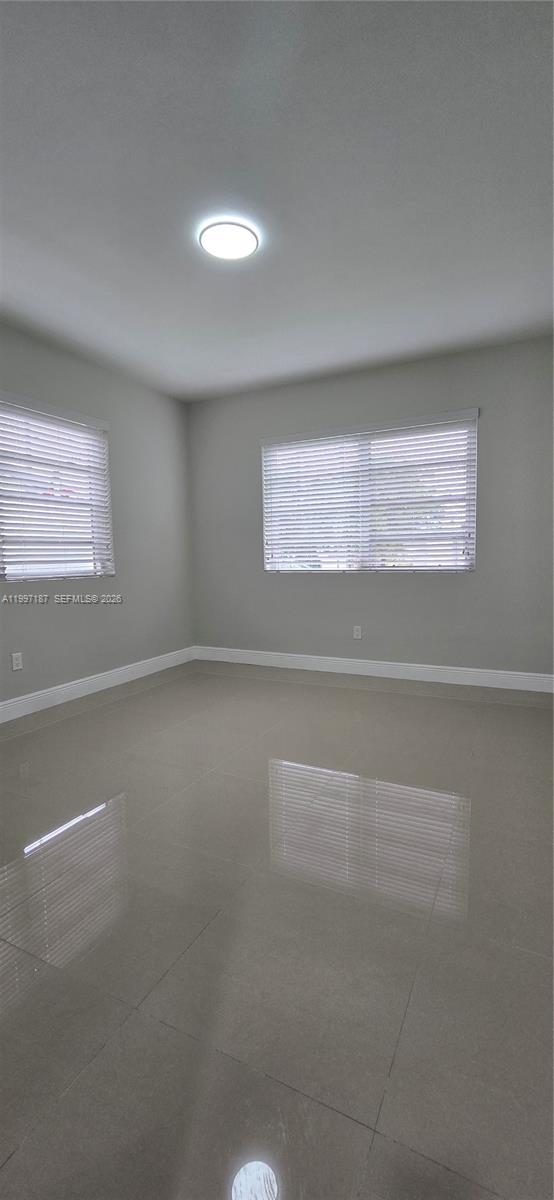 75 Southwest 32nd Court Road Miami, FL 33135 - Photo 5 of 32
