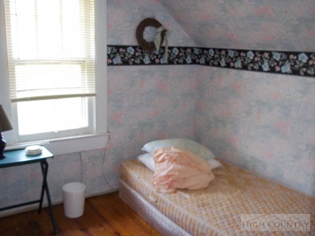2729 Pine Swamp Road Sparta, NC 28675 - Photo 12 of 28 Gallery Image 12