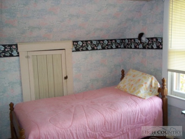 2729 Pine Swamp Road Sparta, NC 28675 - Photo 15 of 28 Gallery Image 15
