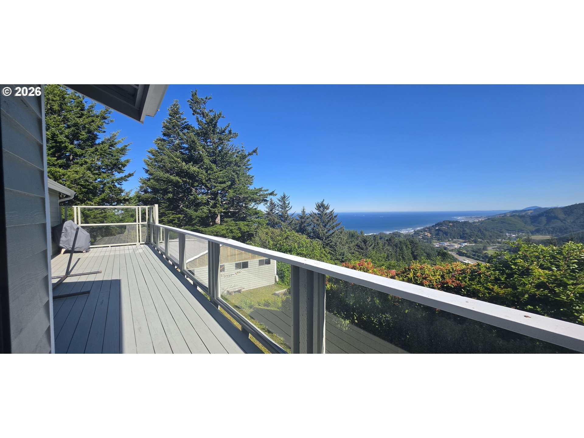 27840 Thimbleberry Road Gold Beach, OR 97444 - Photo 2 of 43 Deck