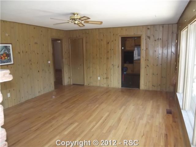 9885 Fountain Road Cascade, CO 80809 - Photo 4 of 16