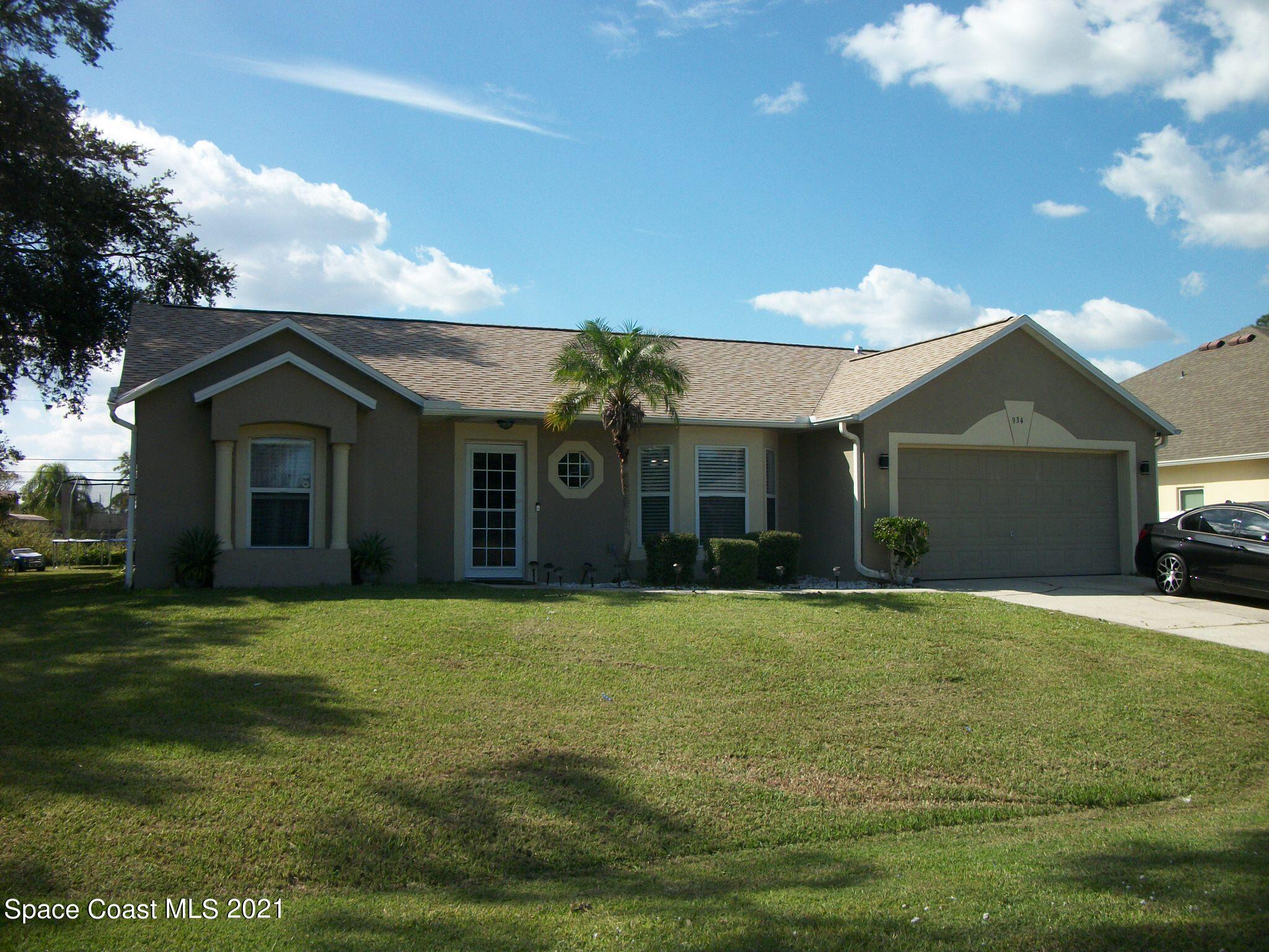 934 Castile Road Southeast Palm Bay, FL 32909 - Photo 1 of 19 100_5549