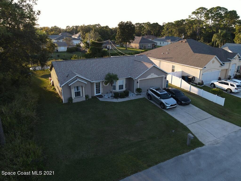 934 Castile Road Southeast Palm Bay, FL 32909 - Photo 16 of 19 Catileariel