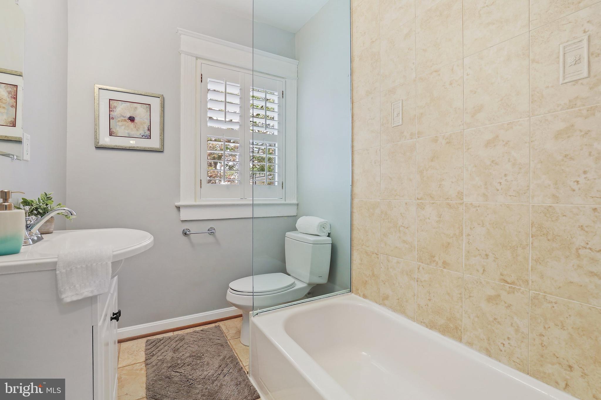 534 13th Street Northeast Washington, DC 20002 - Photo 23 of 49