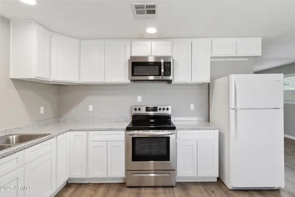 $650,000 | 2612 West Pierson Street, Phoenix, AZ 85017