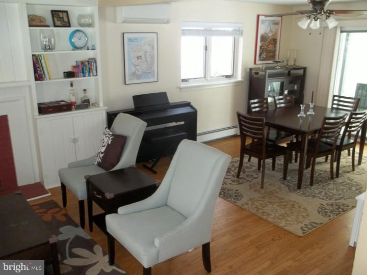 813 Gilbert Road Cheltenham, PA 19012 - Photo 3 of 25