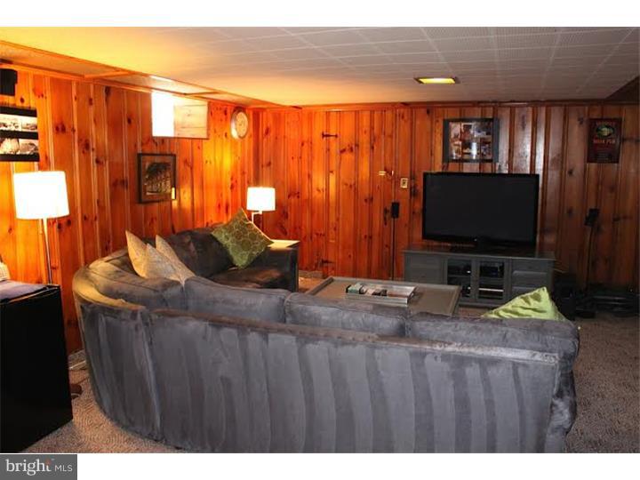 813 Gilbert Road Cheltenham, PA 19012 - Photo 22 of 25