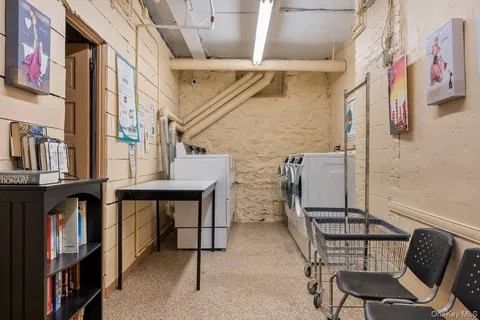 $285,000 | 412 Munro Avenue, Unit 2H, Mamaroneck, NY 10543