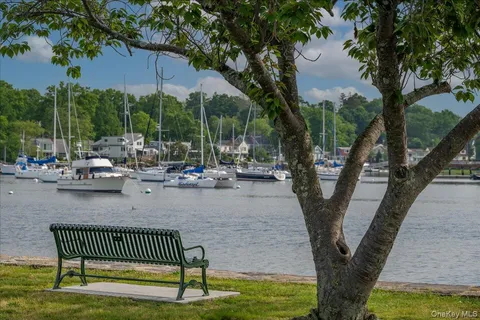 $285,000 | 412 Munro Avenue, Unit 2H, Mamaroneck, NY 10543