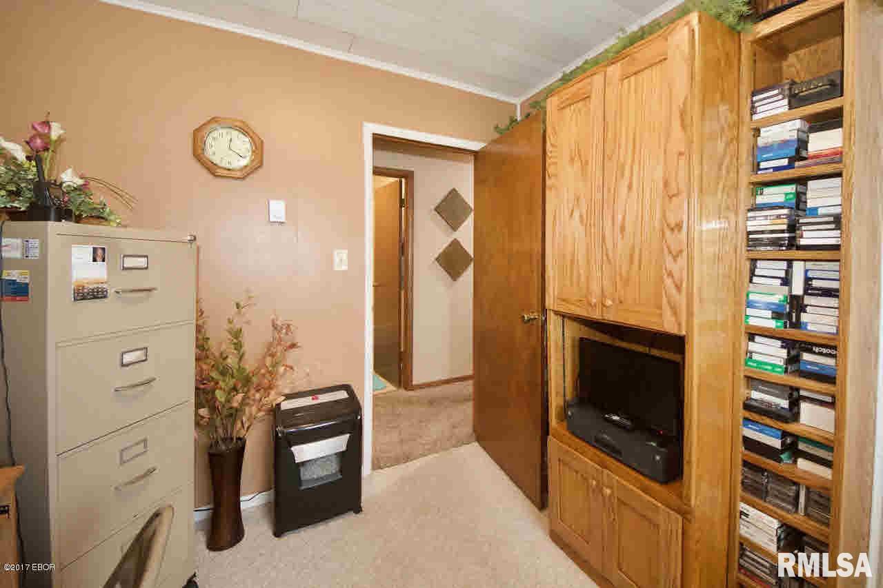 208 Red Row Marion, IL 62959 - Photo 14 of 26 Gallery Image 14