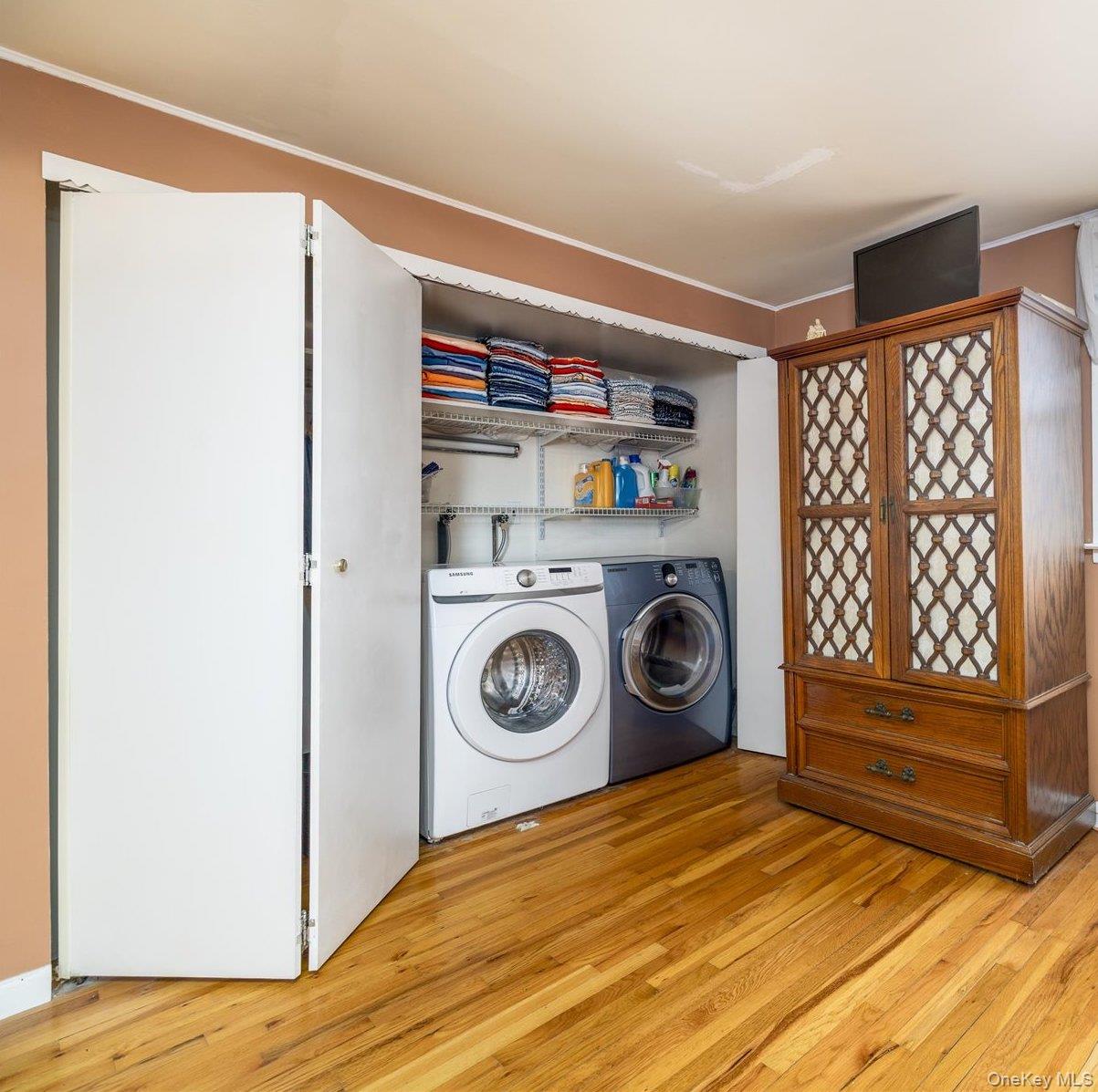 158 Roosevelt Avenue Freeport, NY 11520 - Photo 11 of 30 a view of empty room with washer and dryer