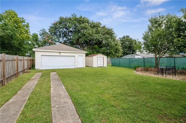 $2,500 | 9523 Palm Street, New Orleans, LA 70118