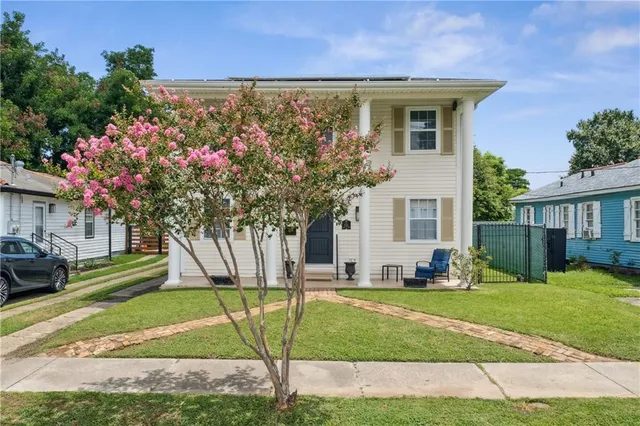 $2,500 | 9523 Palm Street, New Orleans, LA 70118