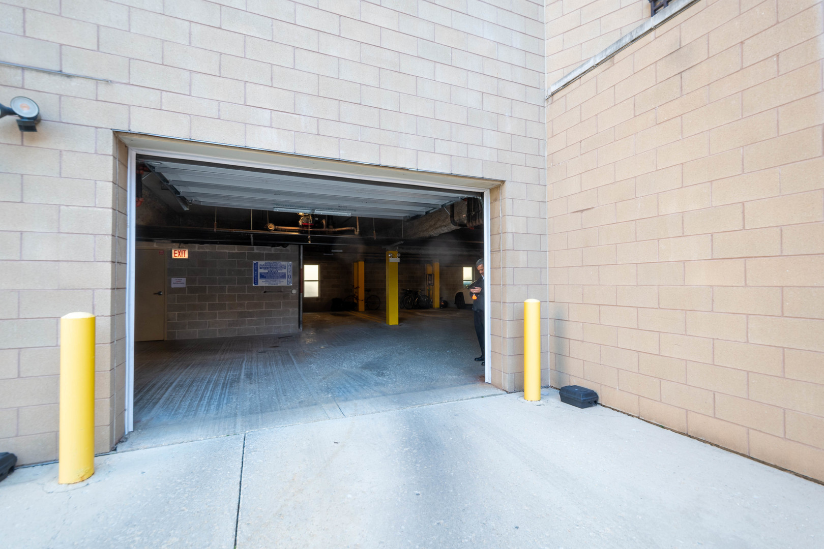 1075 West Roosevelt Road, Unit 201 Chicago, IL 60608 - Photo 20 of 21 a view of empty room and fire place