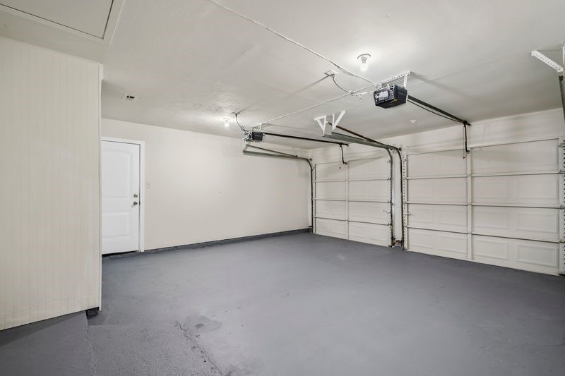16519 Gaeldom Drive Houston, TX 77084 - Photo 24 of 28 a view of a garage