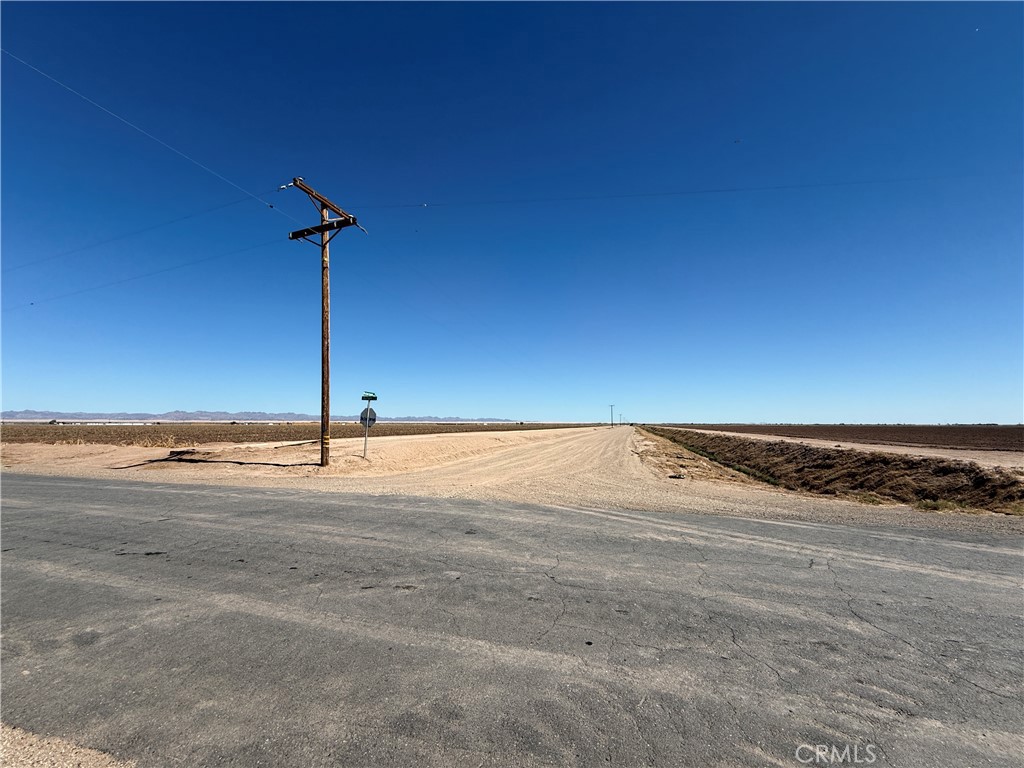 0 Dickerman Road Brawley, CA 92227 - Photo 3 of 22 a view of a room with an empty space