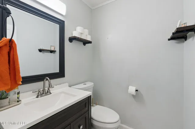 $215,000 | 1404 Grandview Street, Gautier, MS 39553