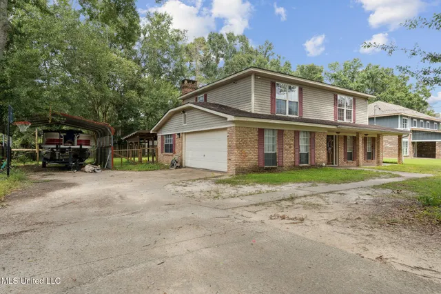 $215,000 | 1404 Grandview Street, Gautier, MS 39553