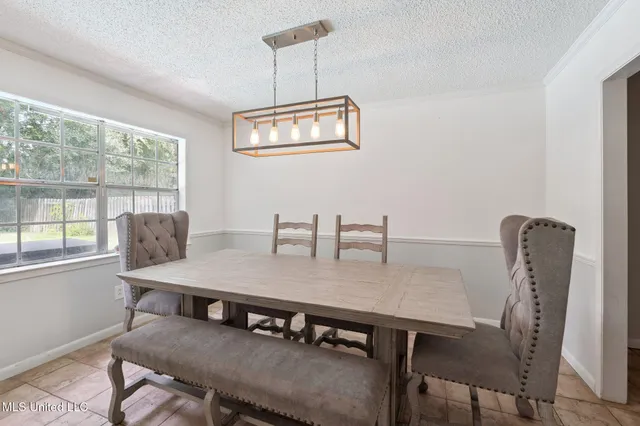 $215,000 | 1404 Grandview Street, Gautier, MS 39553