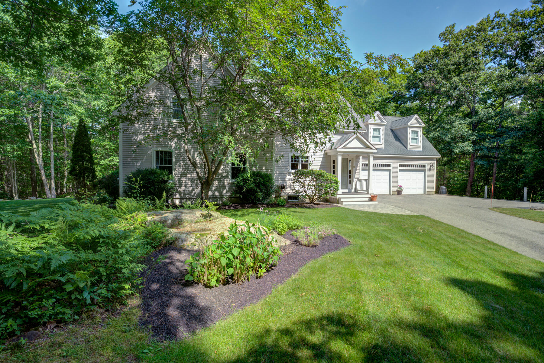 2 Rokonomo Way Cape Neddick, ME 03902 - Photo 5 of 44 Pic#-3
