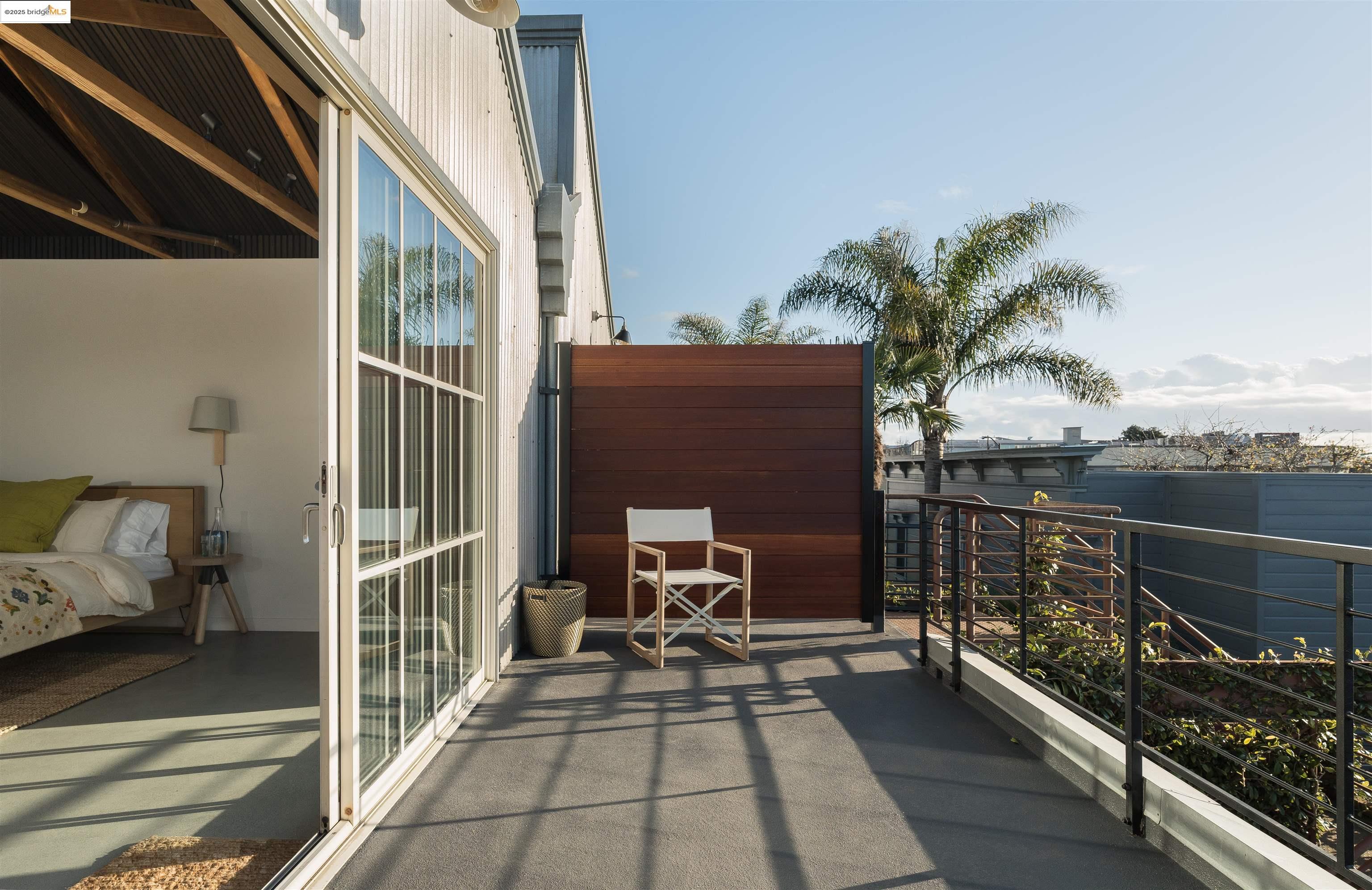 1818 Fifth Street Berkeley, CA 94710 - Photo 28 of 29 a view of a balcony with chair
